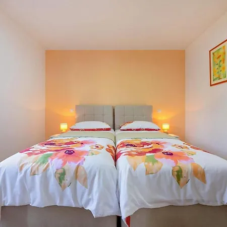 Piantadela Apartment