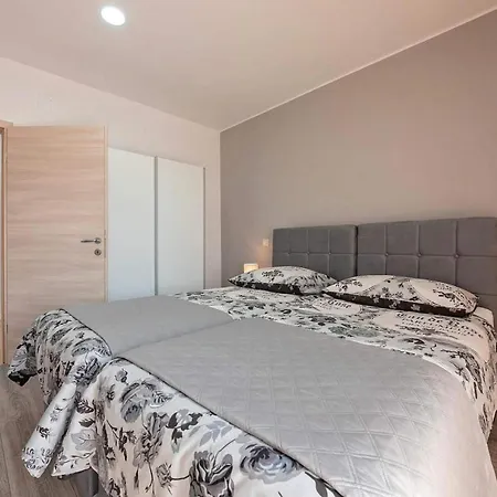 Piantadela Apartment *