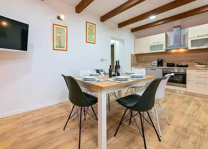 Piantadela Apartment Karojba