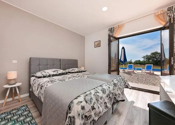 Piantadela Apartment Karojba